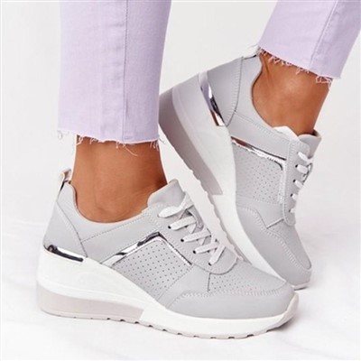 Nike valkoiset kengät